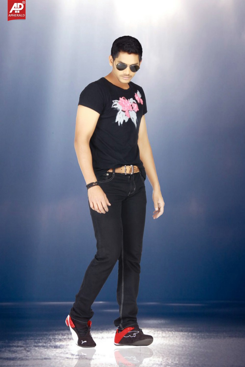 Adee Lekka Movie Stills