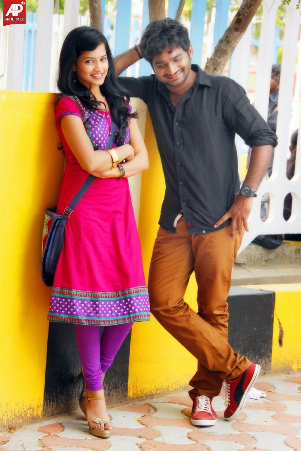 Adhee Lekka New Stills n Walls