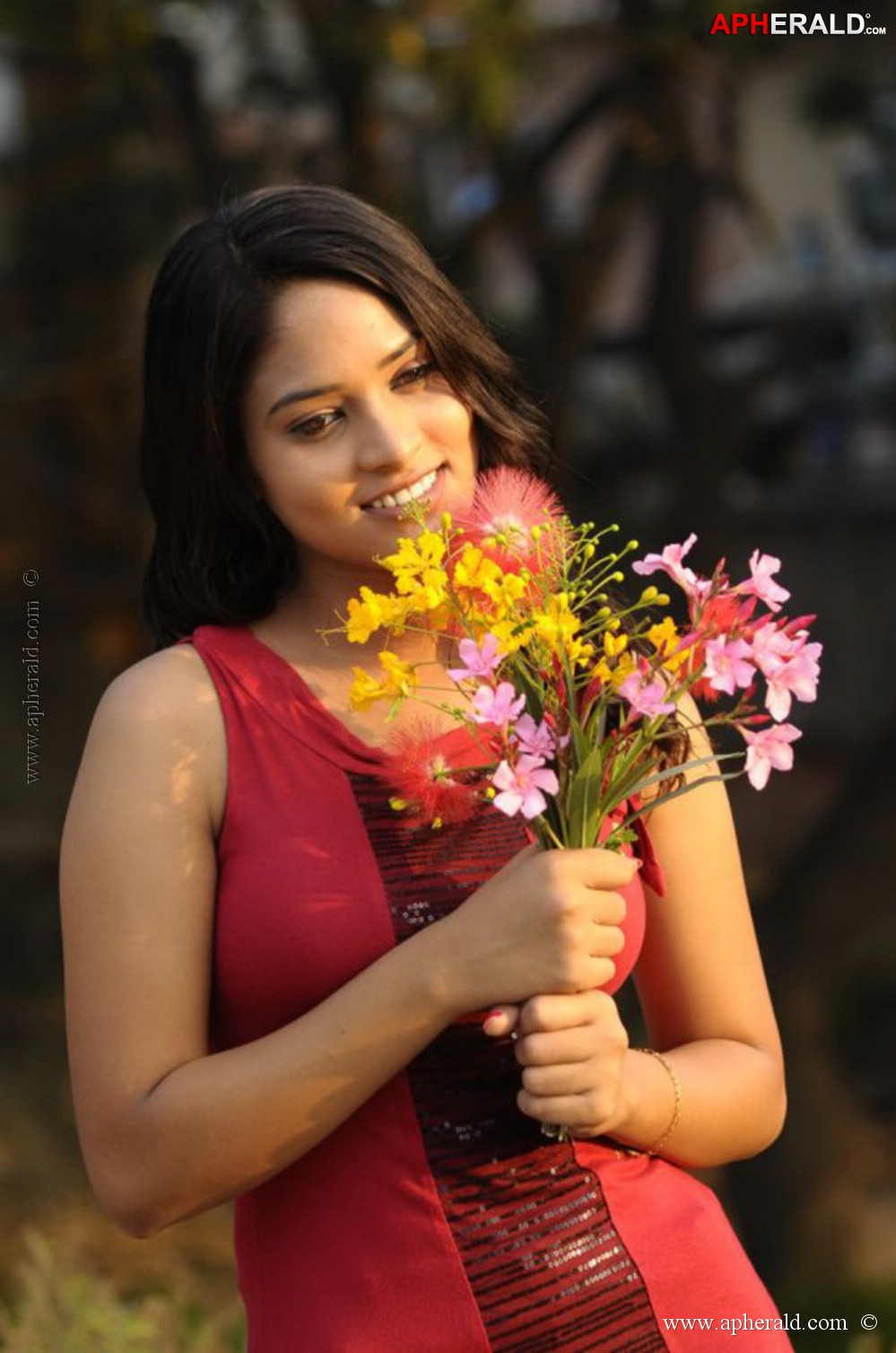 Adhu Vera idhu Vera Tamil Movie Stills  