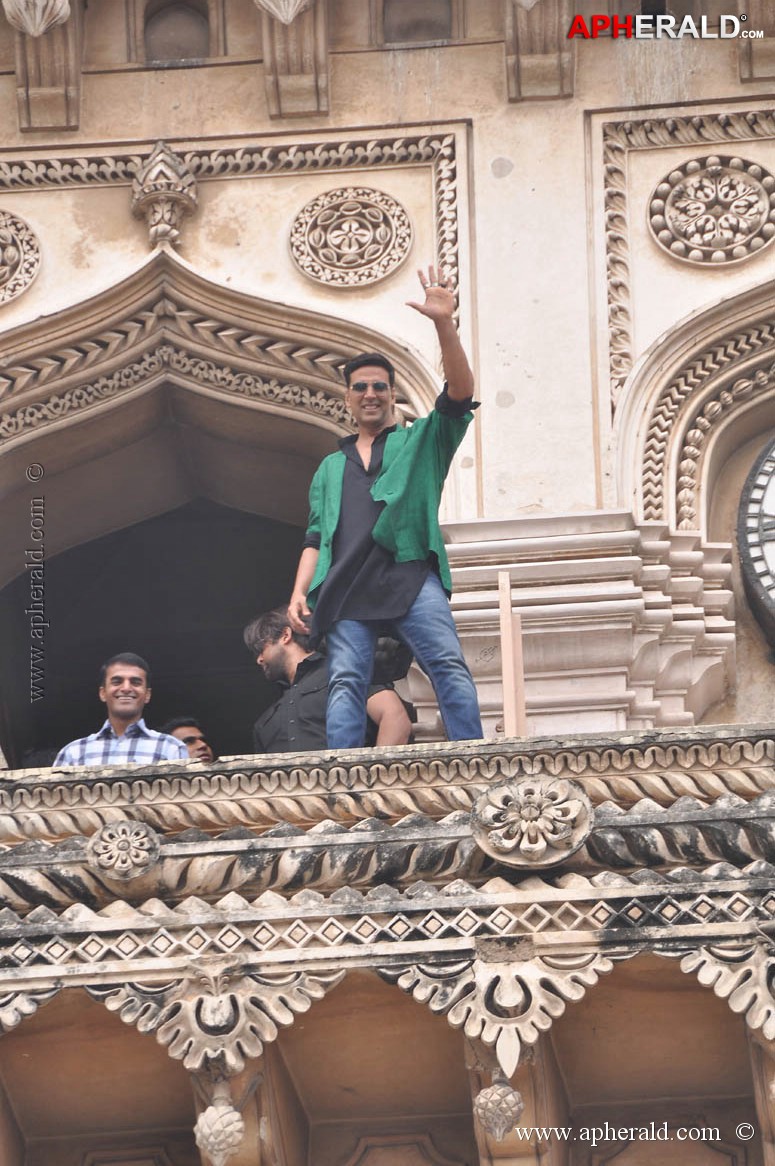 Akshay Kumar at Charminar