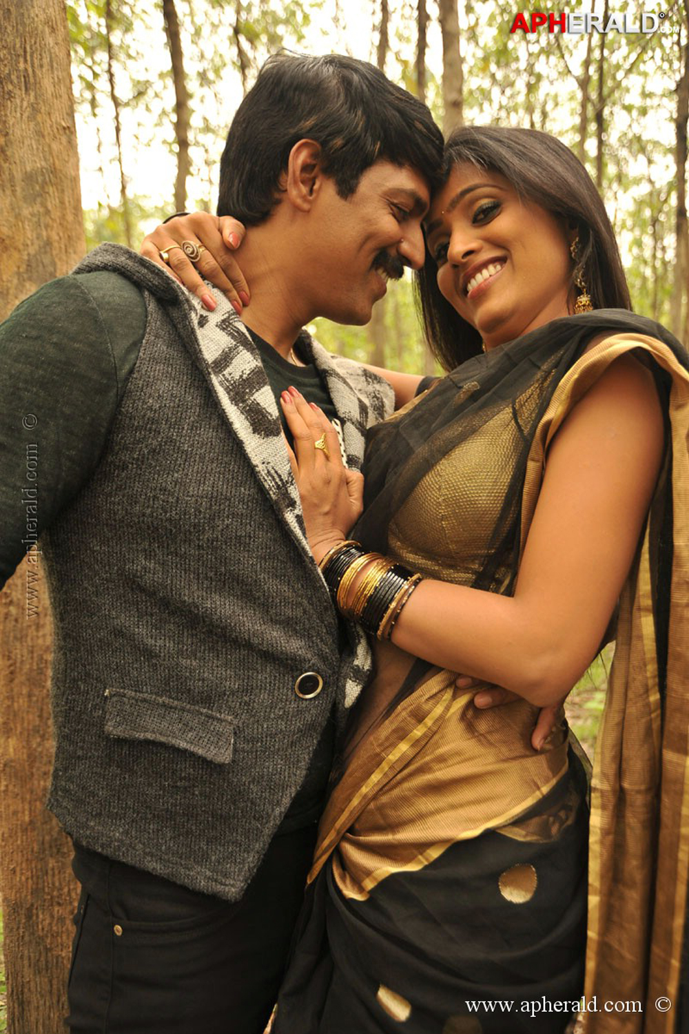 Anaganaga Movie Hot Pics