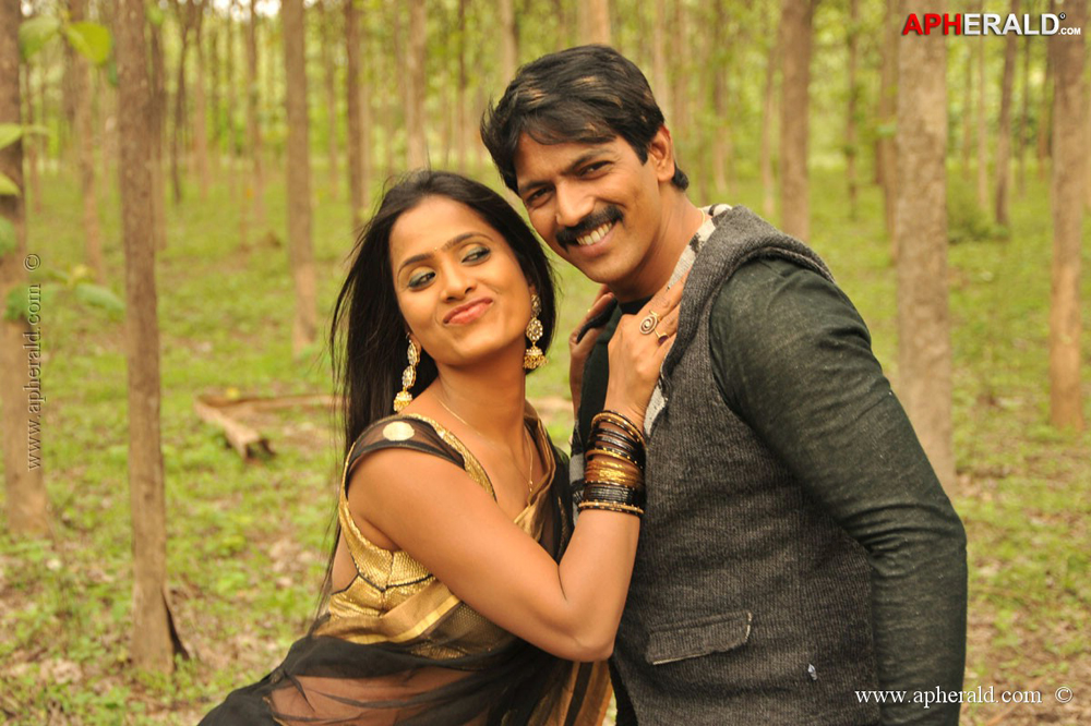 Anaganaga Movie Hot Pics