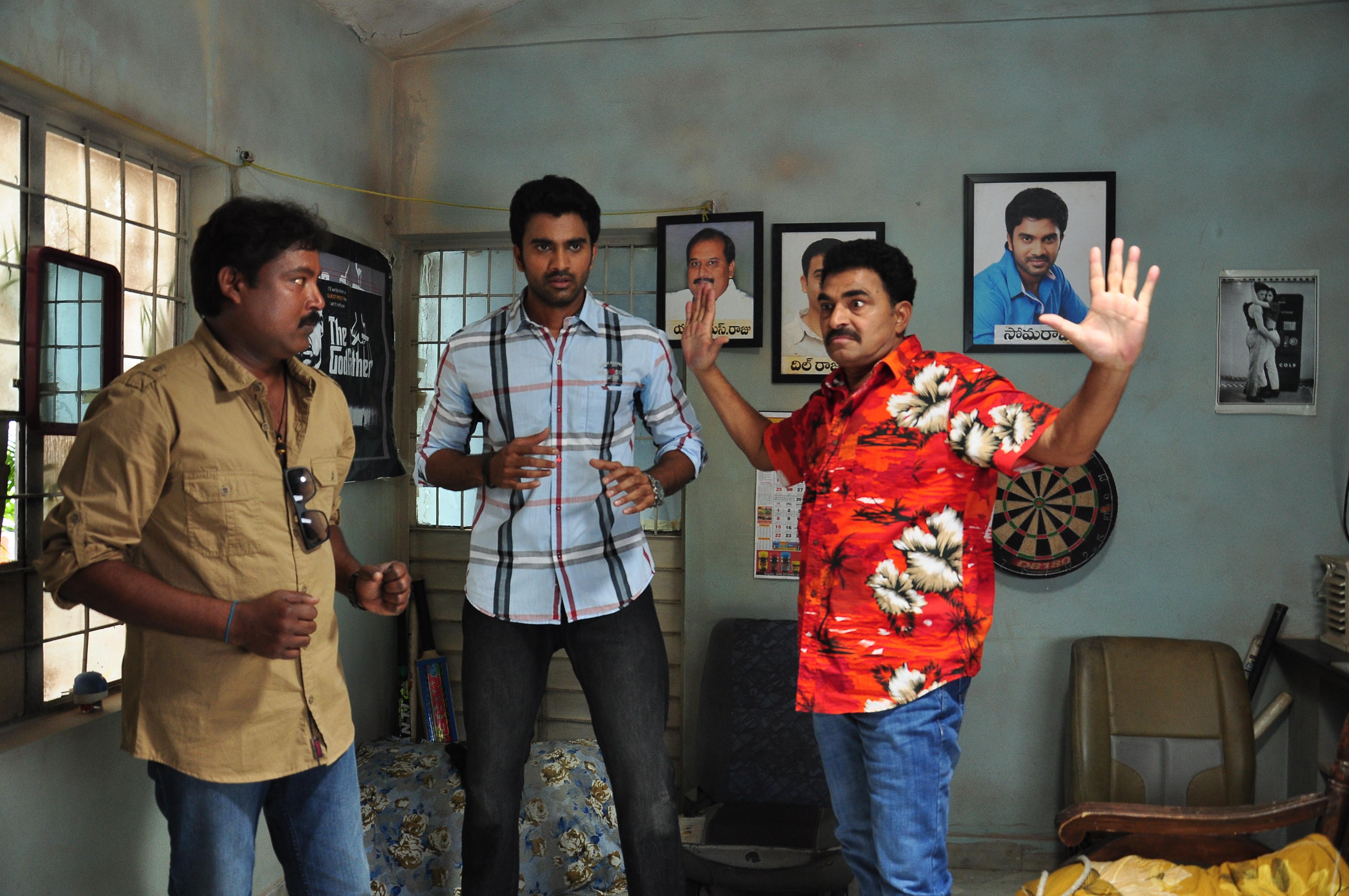 Anaganaga Oka Chitram Movie Stills