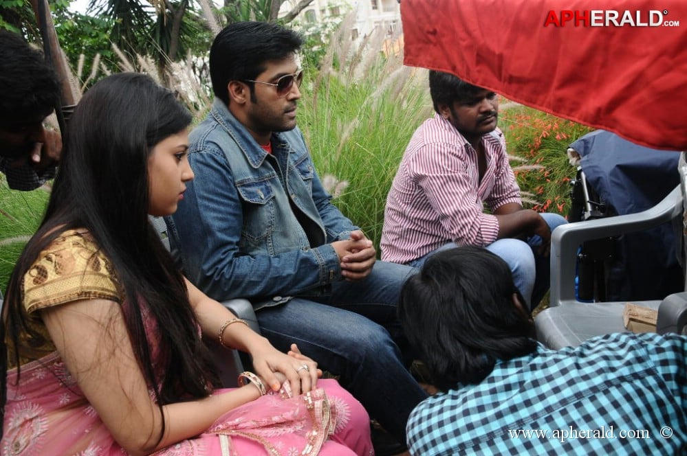 Anandam Malli Modalaindi working stills