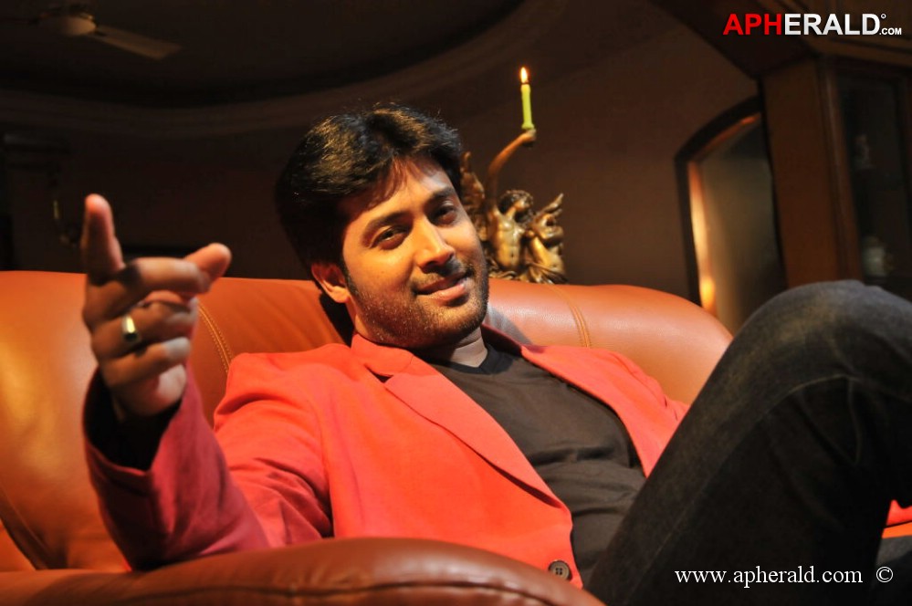 Anandam Malli Modalaindi working stills