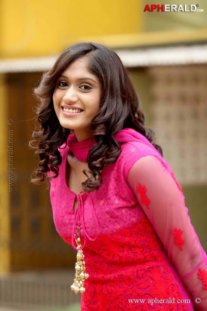 Anbha Azhaga Tamil Movie Stills