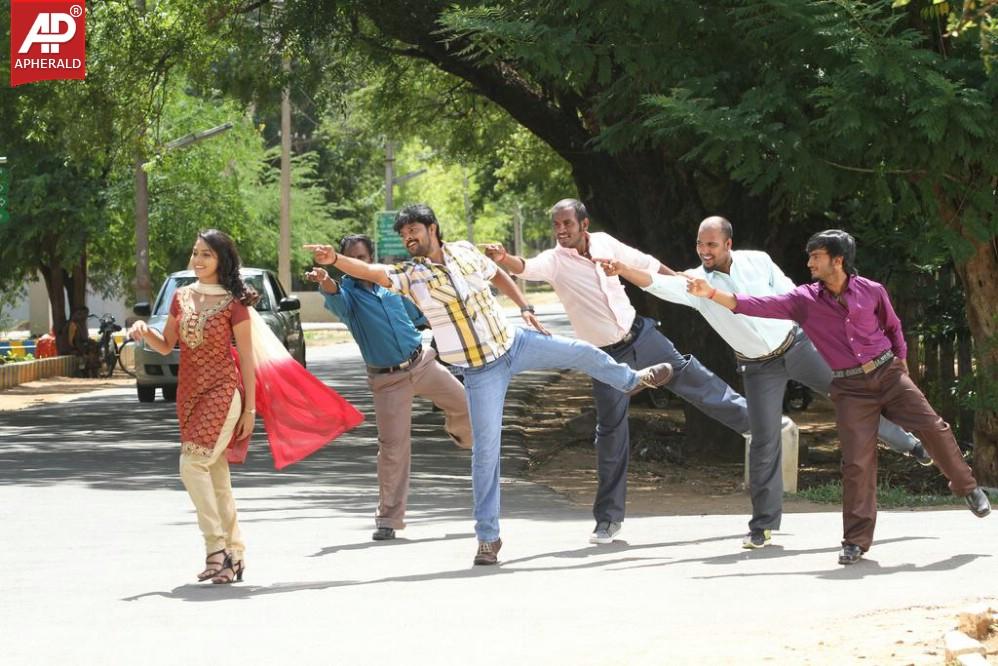 Angaali Pangaali Movie Stills