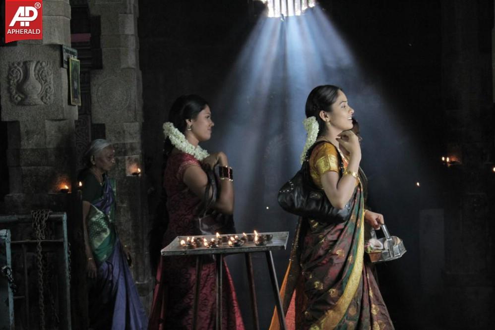 Angaali Pangaali Movie Stills