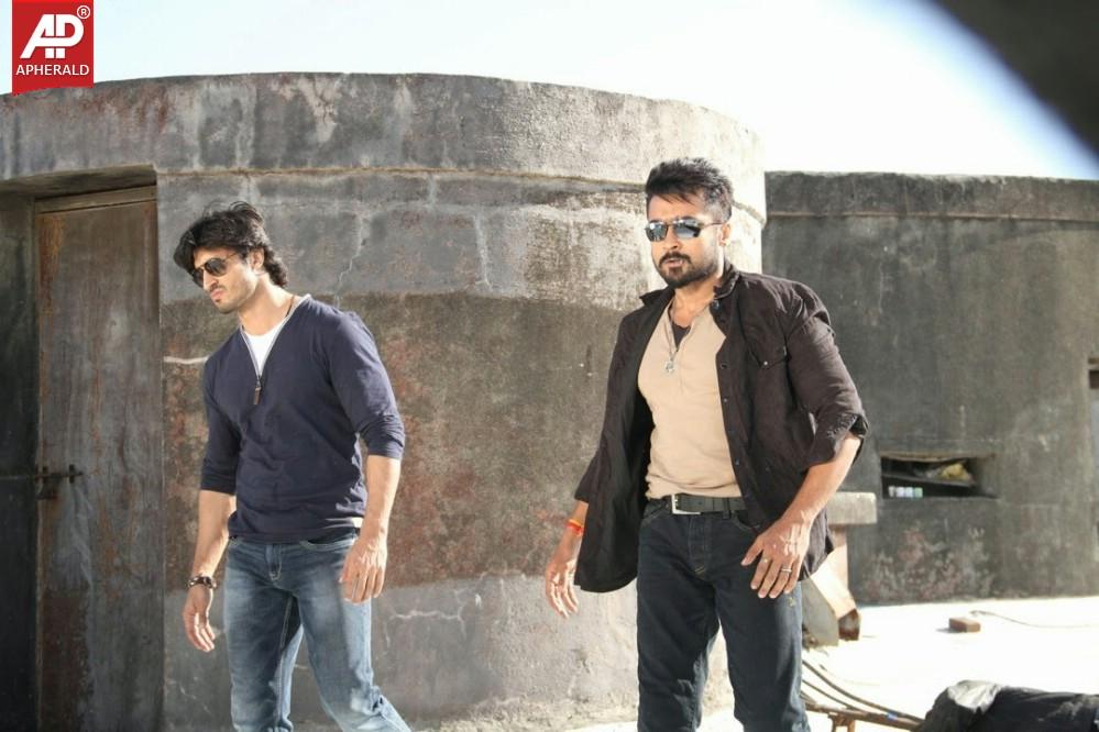 Anjaan Movie Latest Images