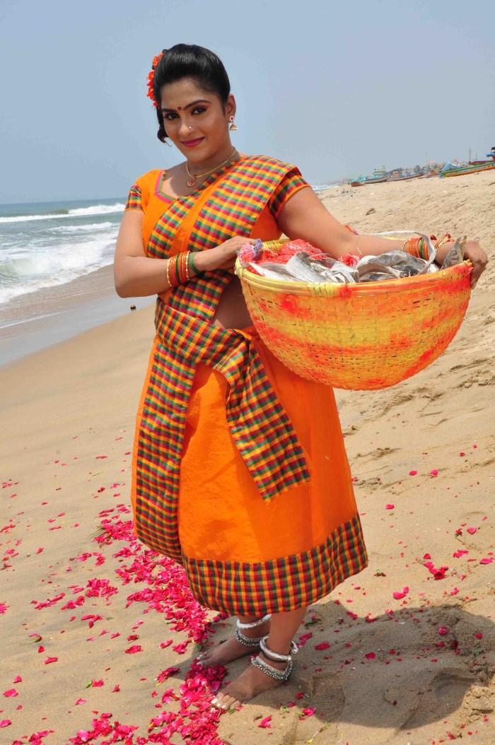 Anjukku Onnu Movie Stills