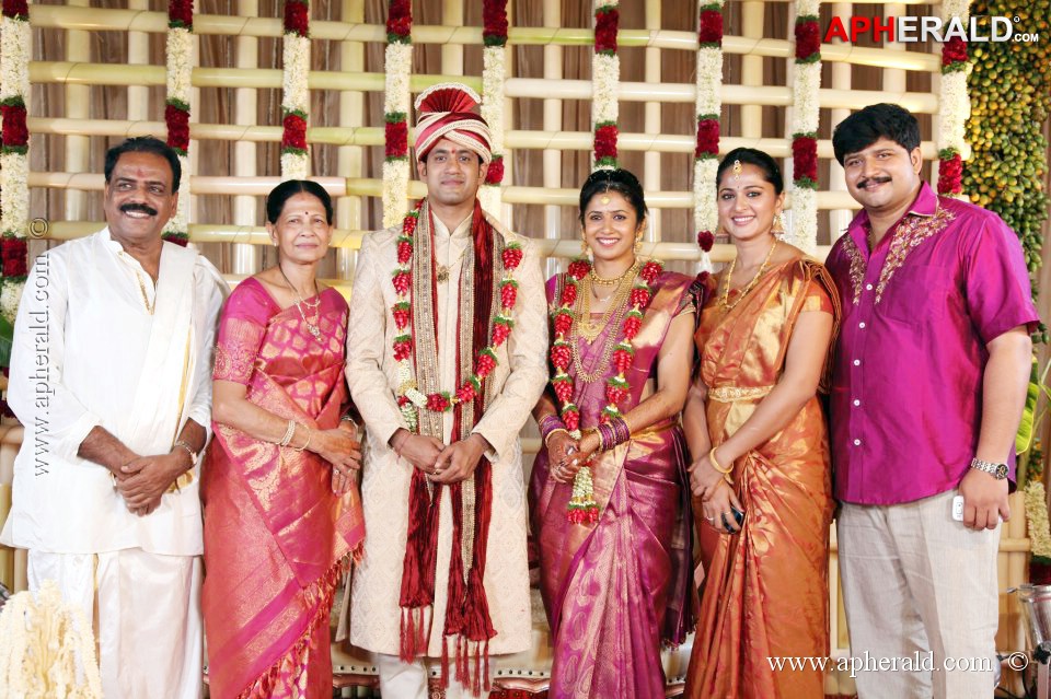 Anushka Shetty Family Photos