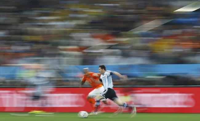 Argentina Beat Netherlands 4-2 On Penalties