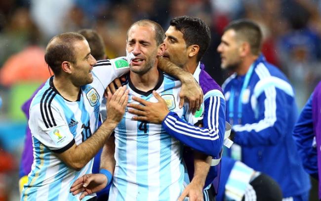 Argentina Beat Netherlands 4-2 On Penalties