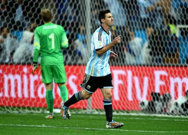 Argentina Beat Netherlands 4-2 On Penalties