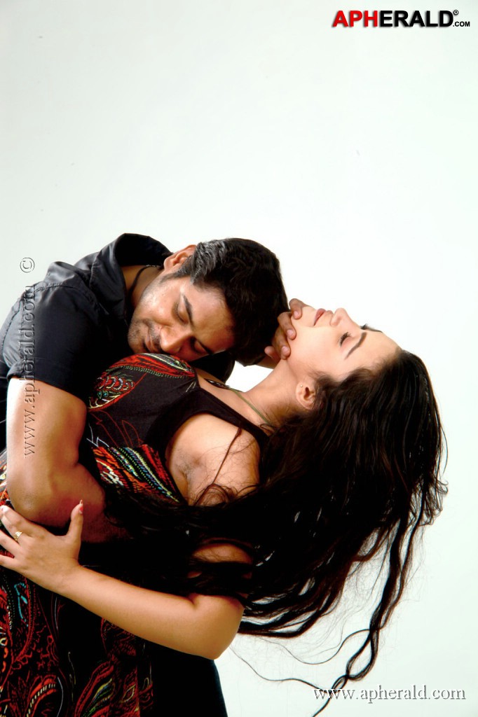Athiyayam Tamil Movie stills