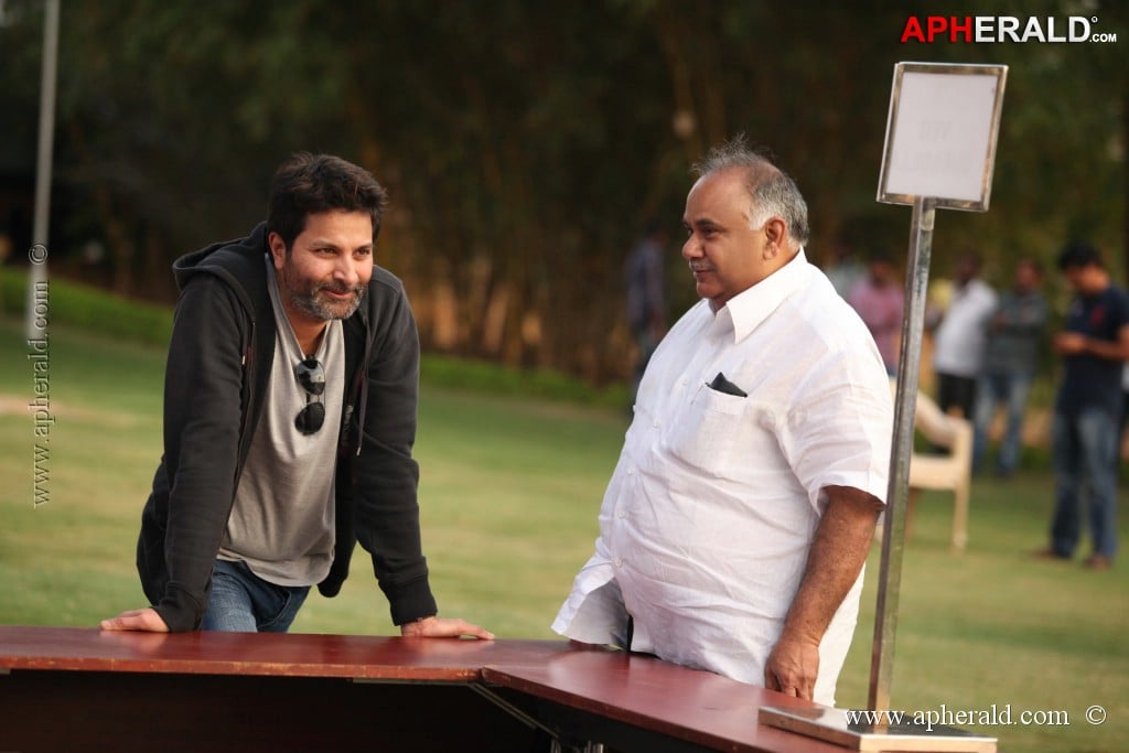 Attarintiki Daredi Movie Working Stills