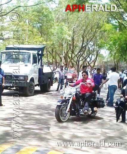 Attarintiki Daredi Working Stills