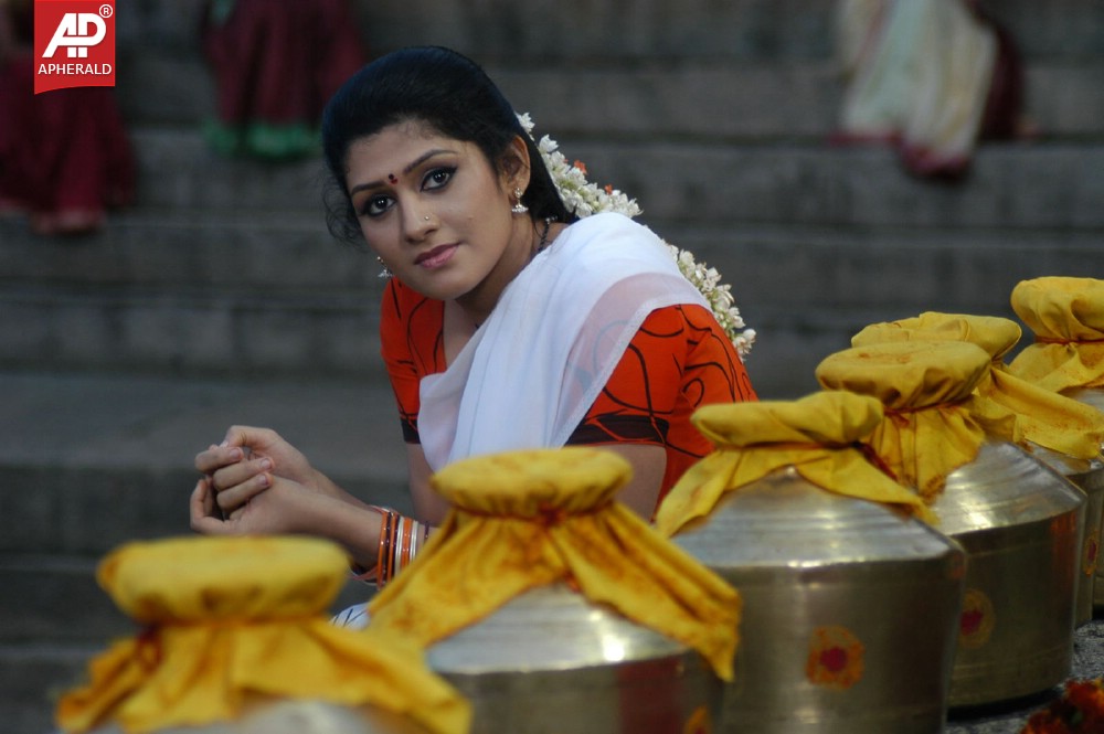 Avatharam Movie New Working Stills