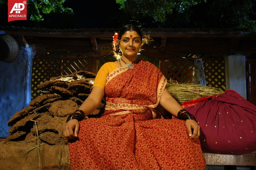 Avatharam Movie New Working Stills