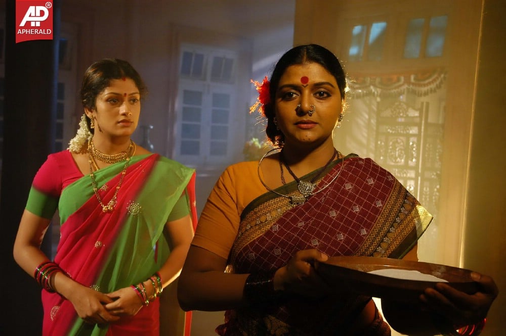 Avatharam Movie New Working Stills