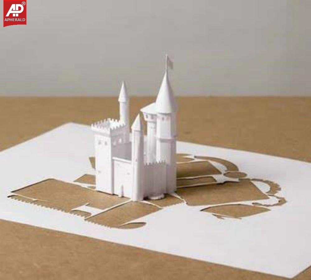 Бумага образ. Замок из картона. Архитектурное сооружение из бумаги. Объемная композиция. Объемный замок из бумаги.
