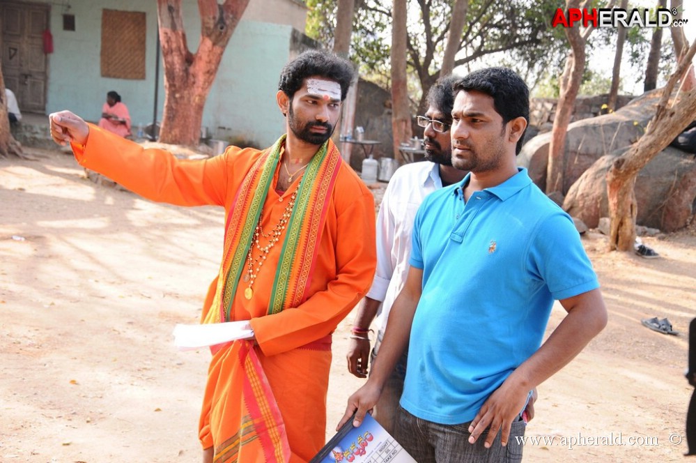 Ayyappa Darshanam Movie Working Stills