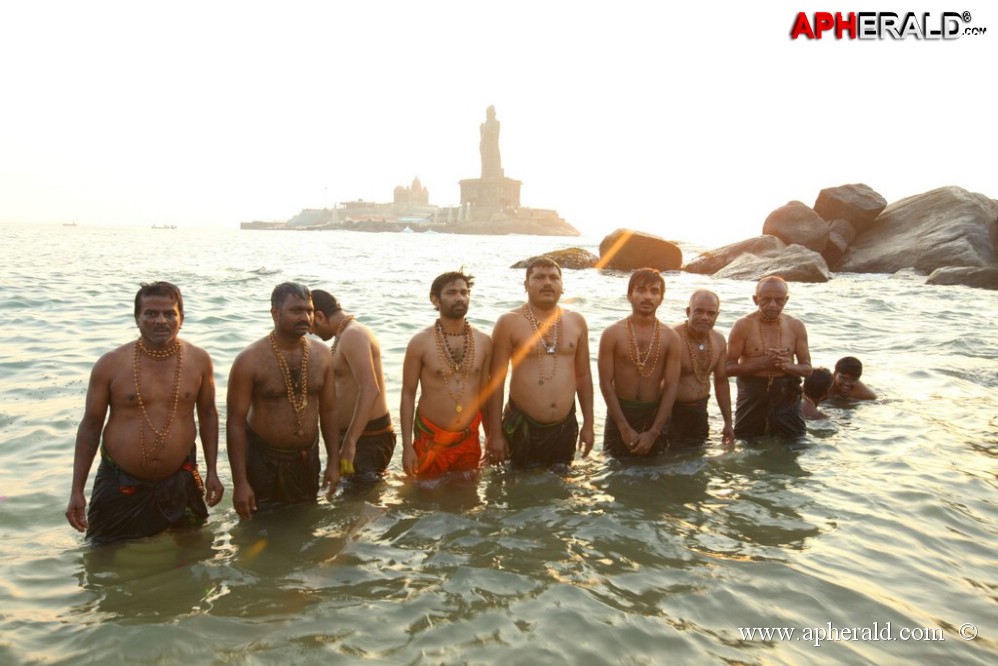 Ayyappa Darshanam Movie Working Stills