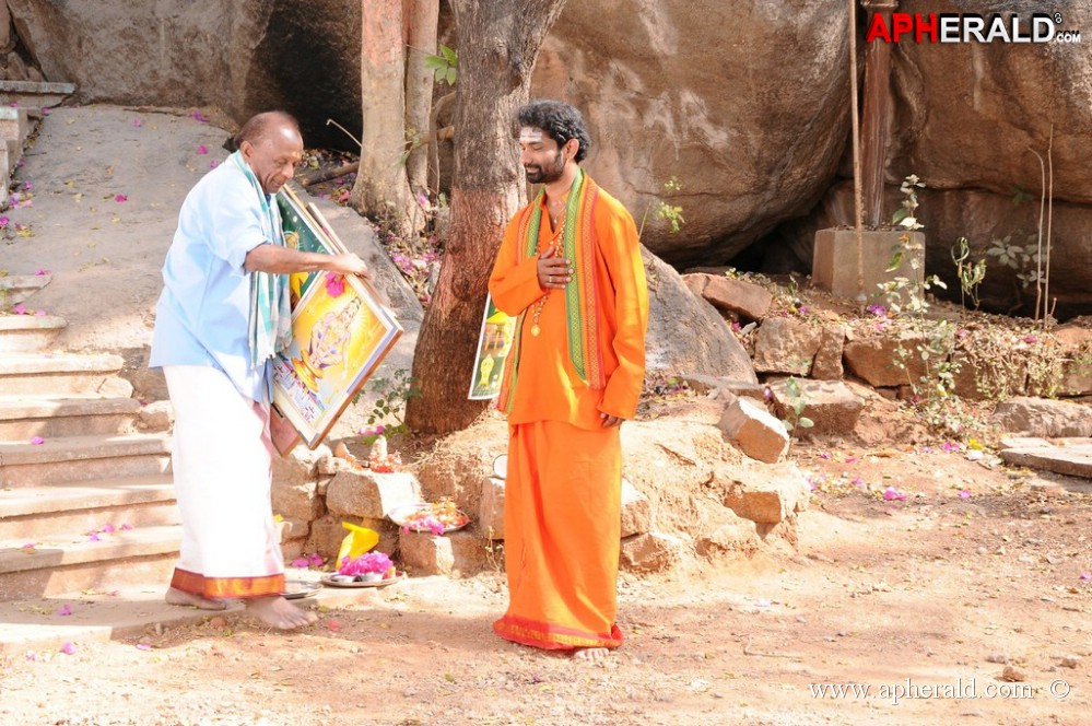 Ayyappa Darshanam Movie Working Stills