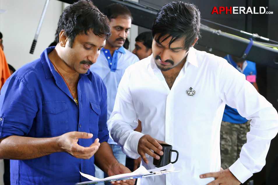 Baadshah Movie Working Stills