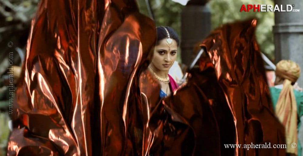 Bahubali Anushka 1st Look n Making Photos