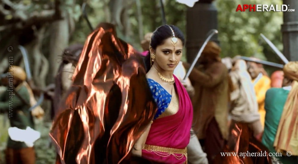Bahubali Anushka 1st Look n Making Photos