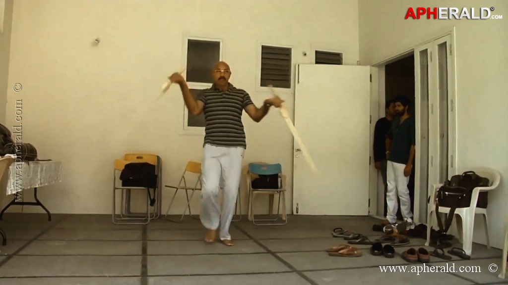 Bahubali Movie 1st Look n Making Stills