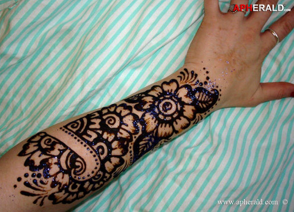 best mehndi designs in india