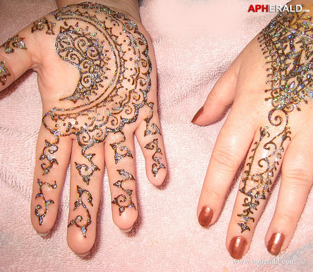 best mehndi designs in india