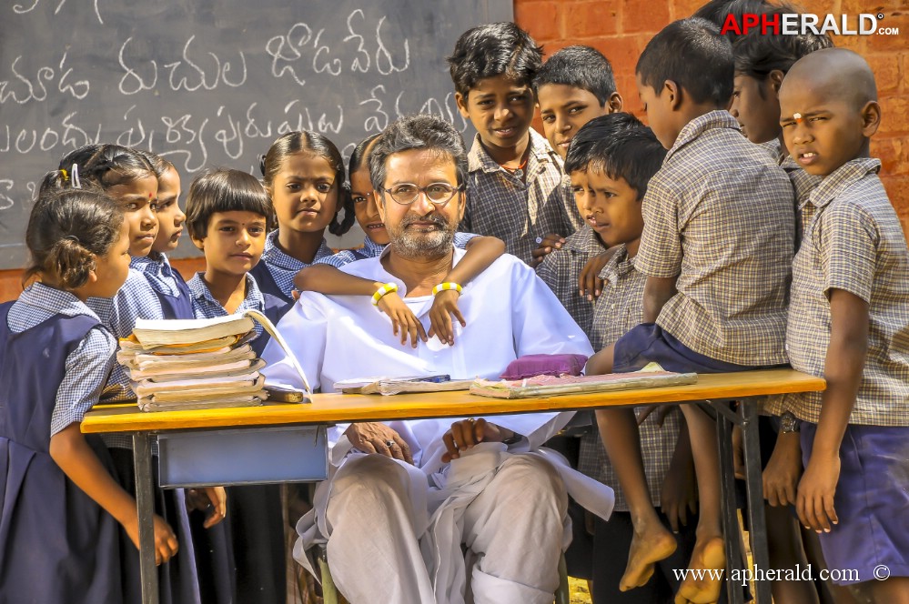 Billa Ranga Movie Photos