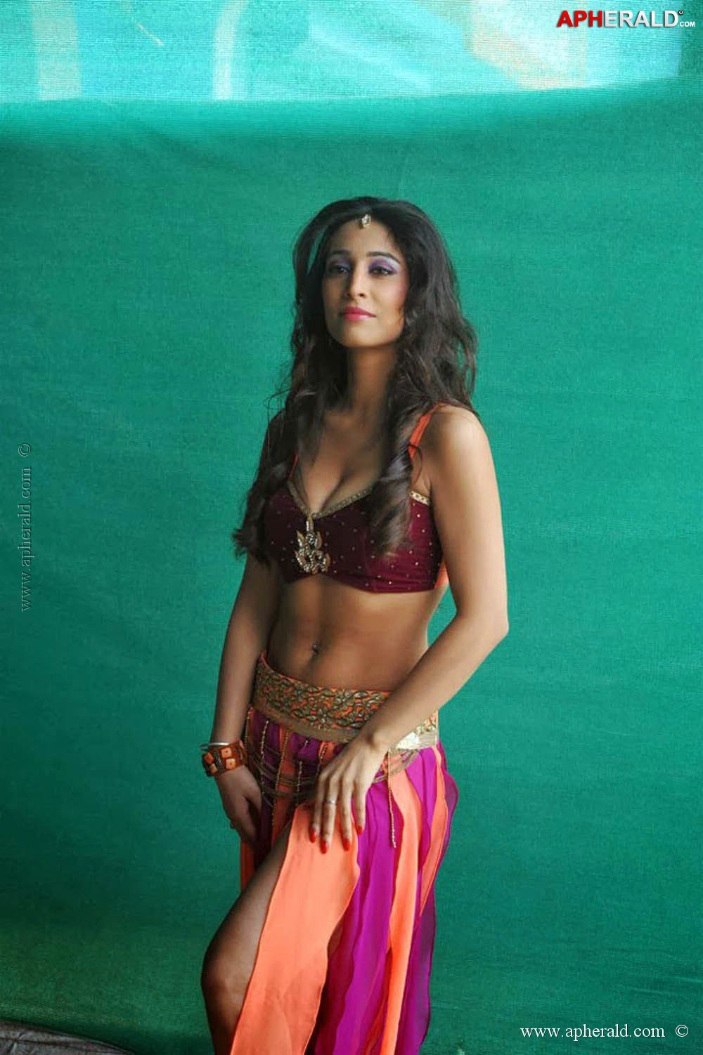 Black Moon Amaavas Movie Hot Pics