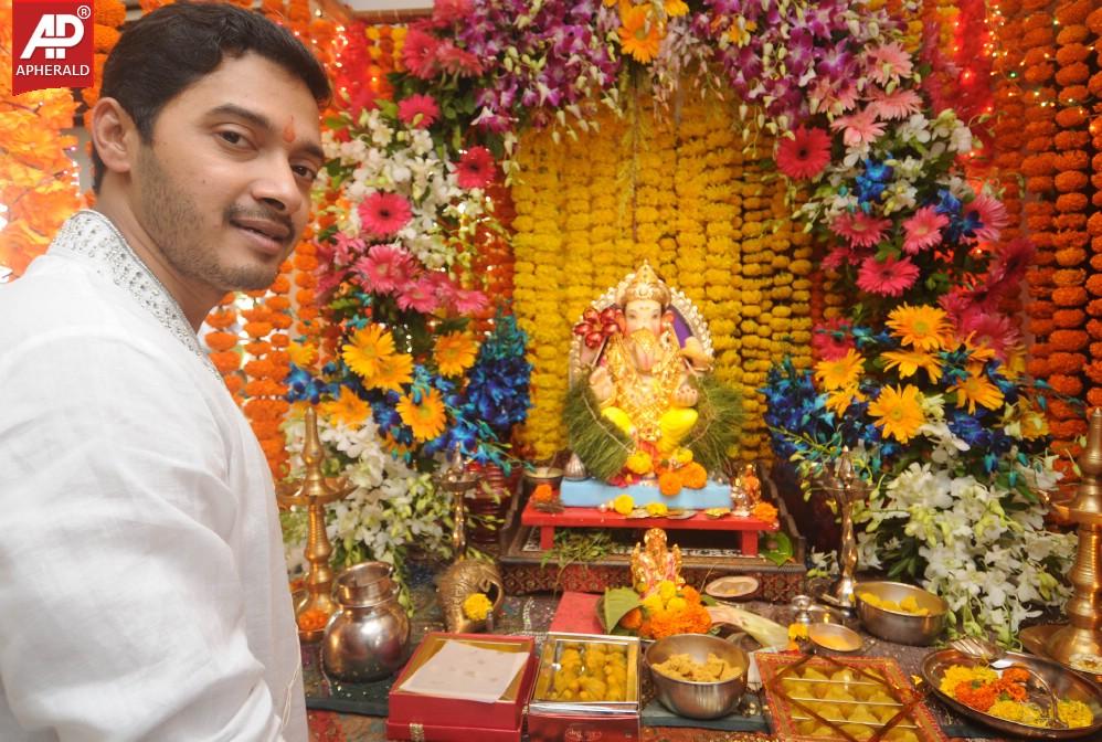 Bollywood Celebs Celebrate Ganesh Chaturthi 2014