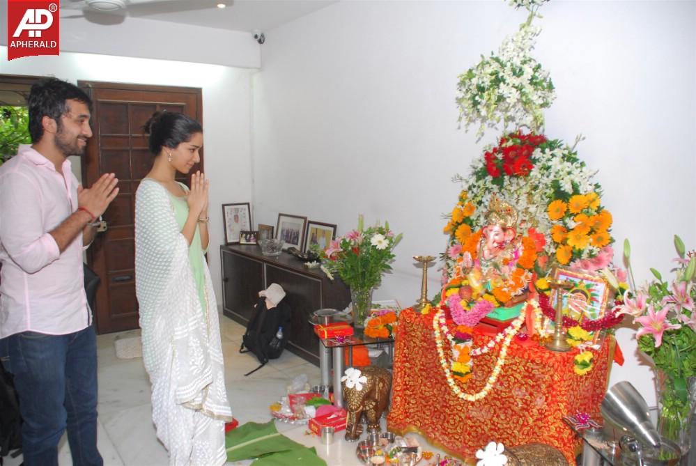 Bollywood Celebs Celebrate Ganesh Chaturthi 2014
