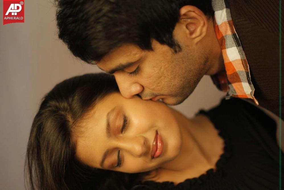 Boy Meets Girl Tholiprema Katha Photos