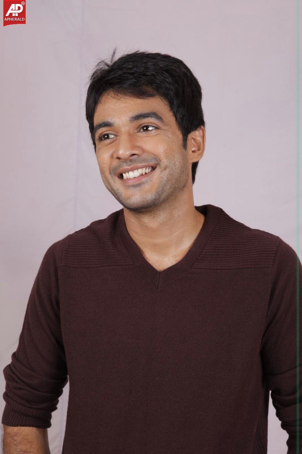 Boy Meets Girl Tholiprema Katha Photos