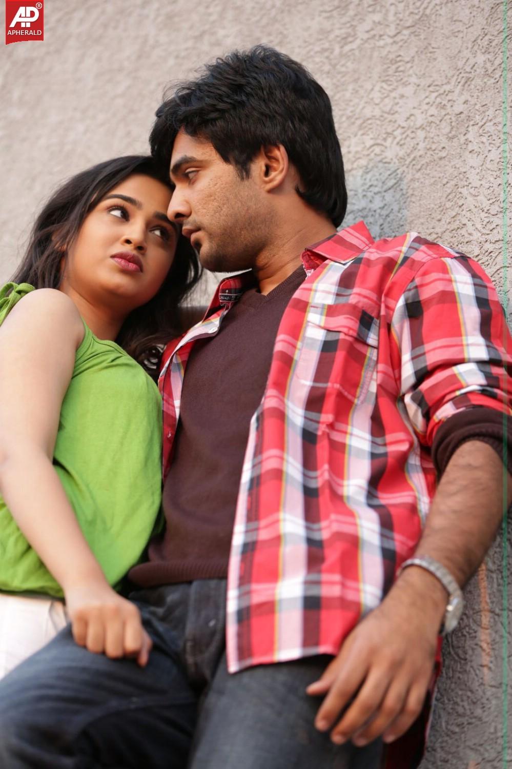 Boy Meets Girl Tholiprema Katha Photos