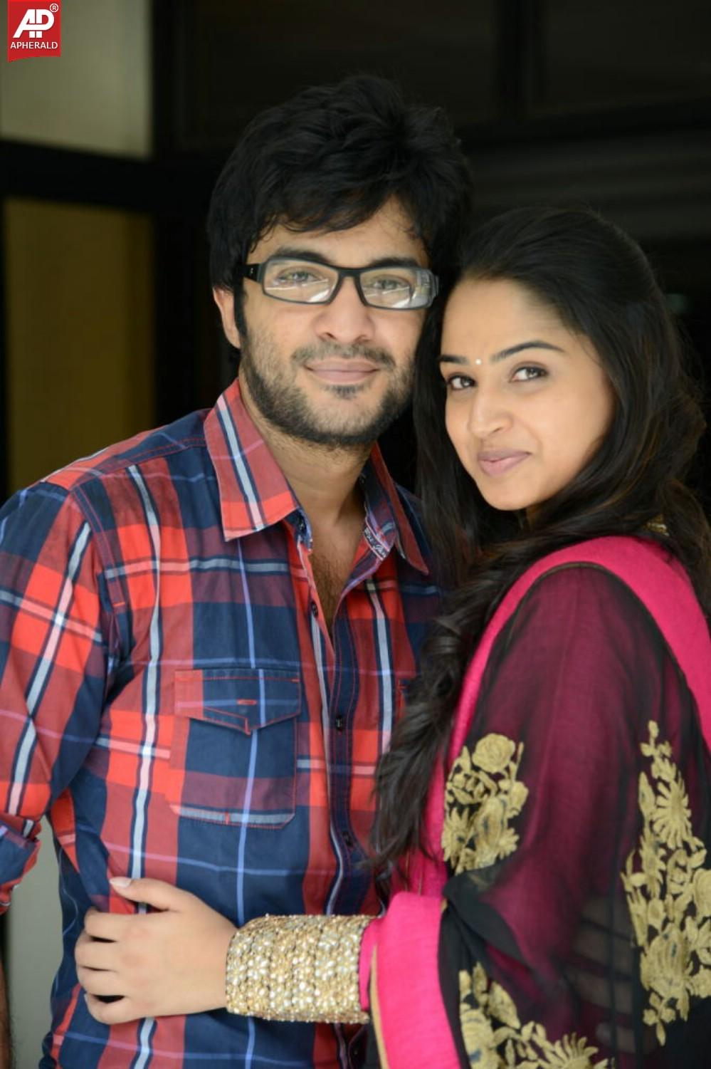 Boy Meets Girl Tholiprema Katha Working Stills