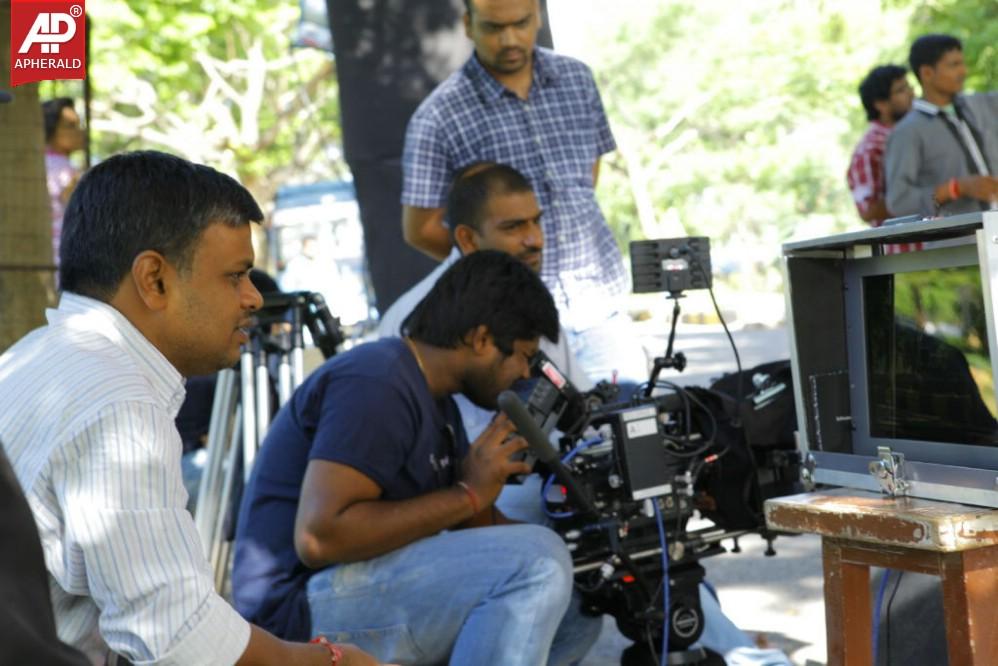 Boy Meets Girl Tholiprema Katha Working Stills
