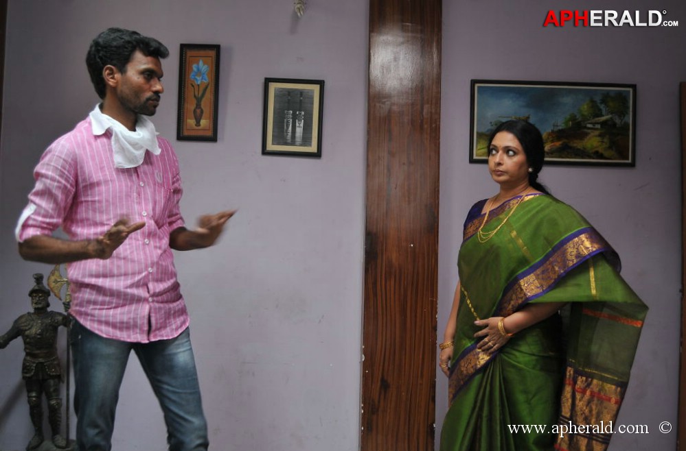 Bunny n Cherry Working Stills