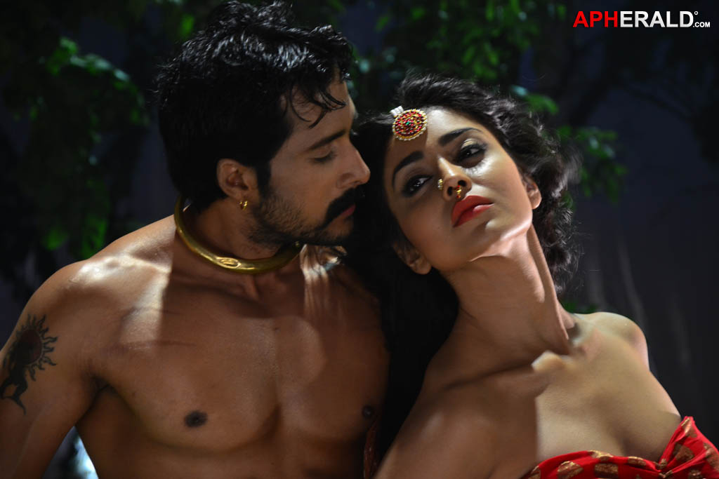 Chandra Movie Stills