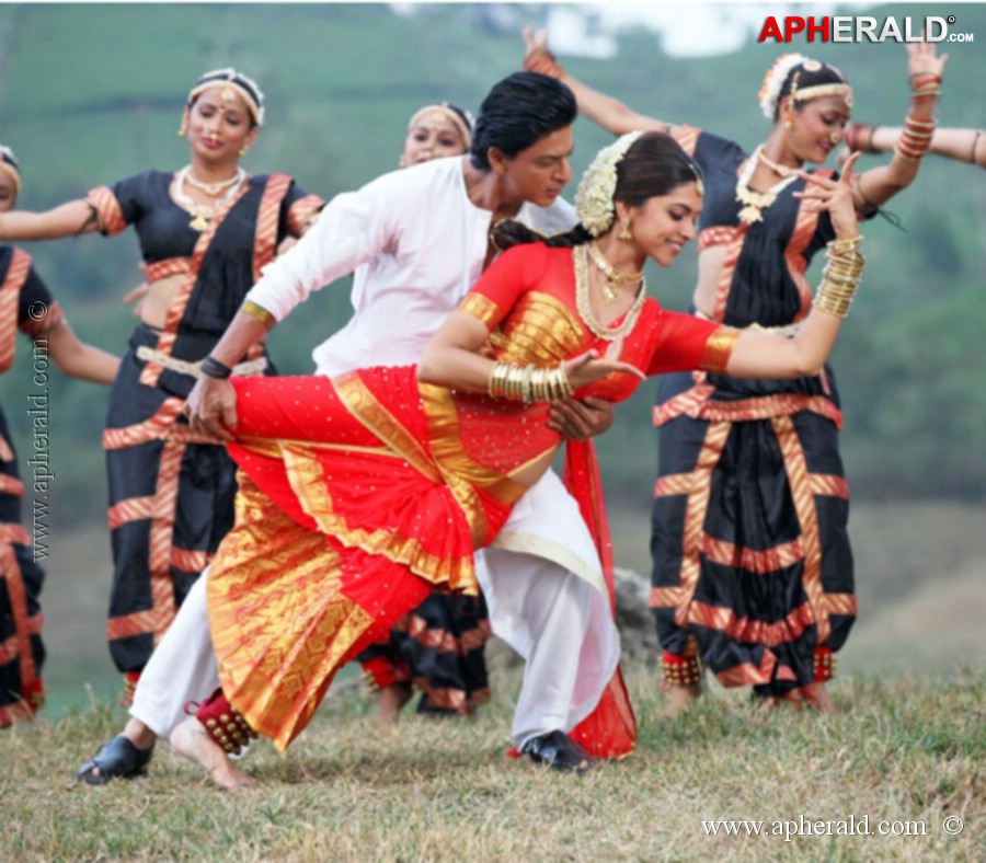 Chennai Express Movie Stills