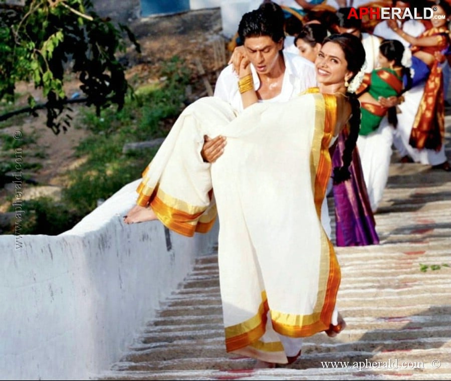 Chennai Express Movie Stills