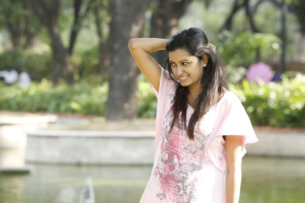 Chennai Ungalai Anbudan Varaverkiradhu Movie Stills