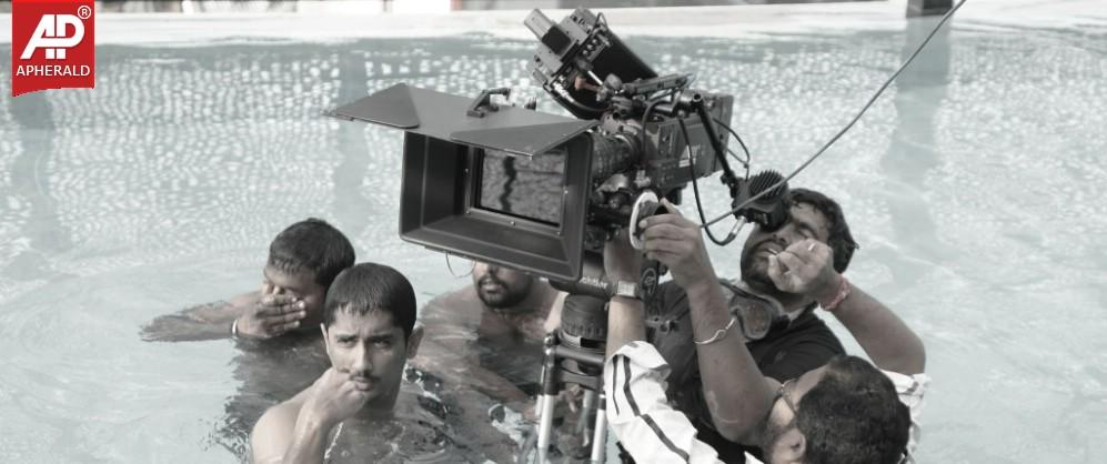 Chikkadu Dorakadu Working Stills