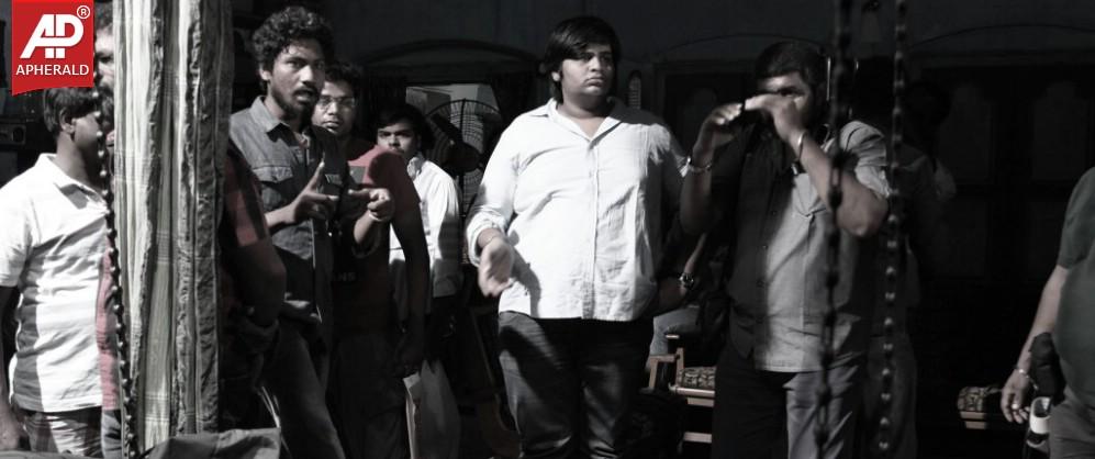 Chikkadu Dorakadu Working Stills